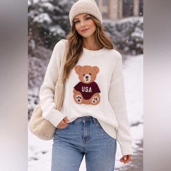 Hollister Tops - Hollister White Sweater with Bear Motif
